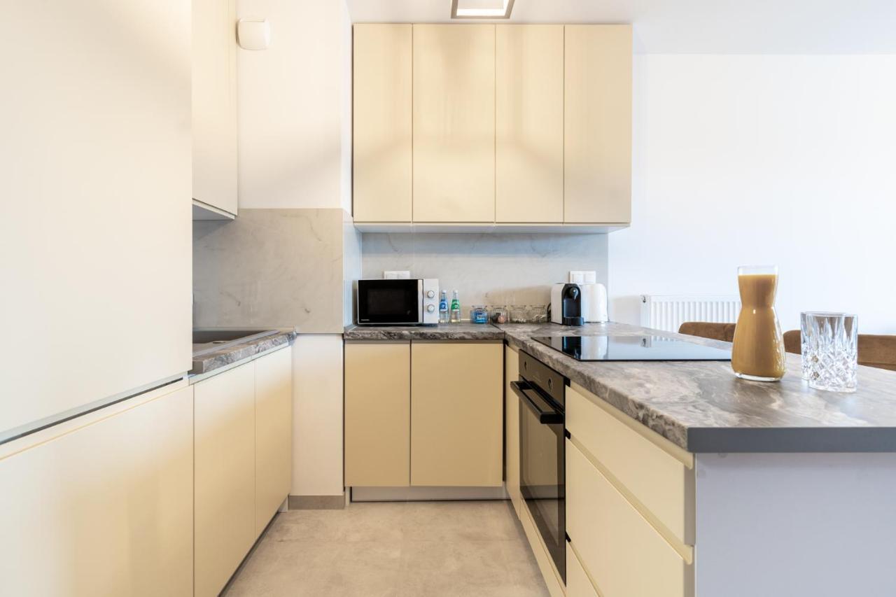 Lotte Apartment - Parking Podziemny, Osiedle Strzezone Гливице Экстерьер фото